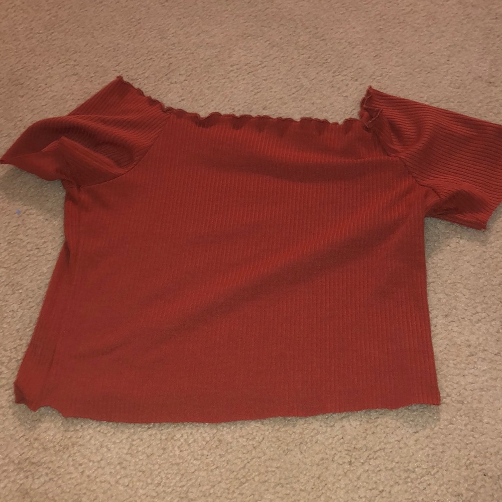 cropped t shirt